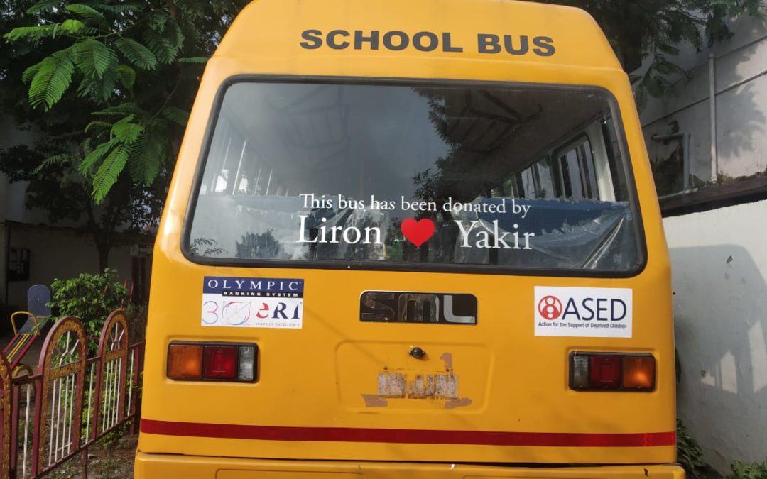 UN BUS SCOLAIRE POUR DES ENFANTS EN SITUATION DE HANDICAP